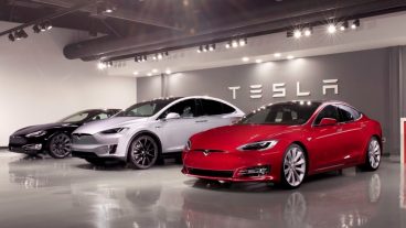 TESLA সম্পর্কে ১৫টি তথ্য যা হয়তো আপনি জানেন না!