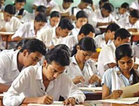 জেনে নিন অনলাইনে এবং SMS এর মাধ্যমে HSC এবং সমমানের পরীক্ষার ফলাফল পাওয়ার পদ্ধতি।