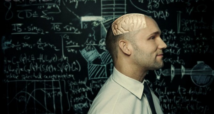 যে ৮ টি খারাপ অভ্যাস আপনার বুদ্ধি প্রতিদিন কমিয়ে দিচ্ছে – সময় থাকতে এখনি সচেতন হন