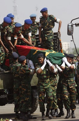 আজ ২৫ শে ফেব্রুয়ারী : কলংকময় যে দিনটি হয়তো আমরা ভুলে যাবো