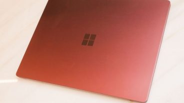 মাইক্রোসফট এর নতুন সারফেস ল্যাপটপ – কি থাকছে এতে?