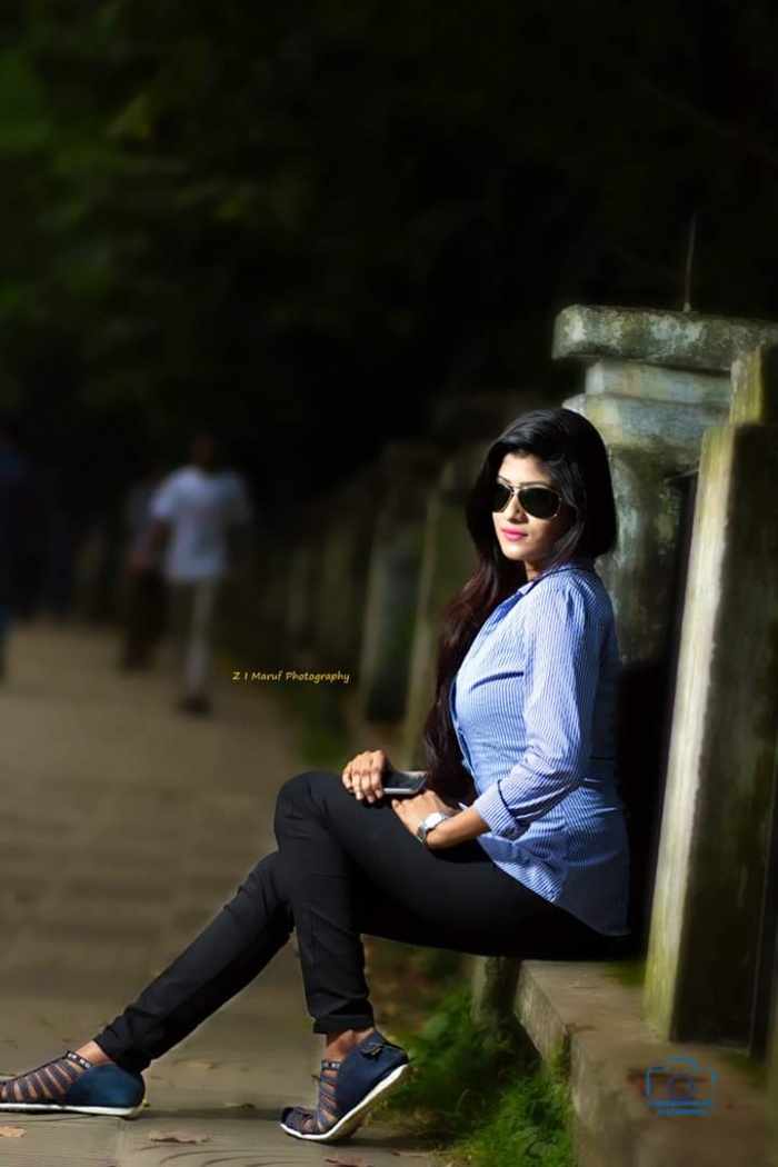 ছবিতে নিজেকে সুন্দর দেখানোর কিছু টিপস।