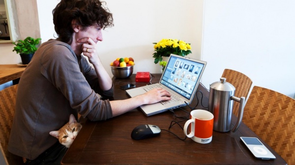 চাকুরিজীবি নয়, নিজেকে আমি এখন ফ্রিল্যান্সার হিসেবে পরিচয় দিতে গর্ববোধ করি