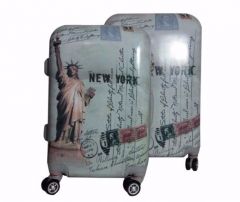 ঈদ ভ্রমনে সঙ্গী হোক আকর্ষনীয় ট্রাভেল ব্যাগ