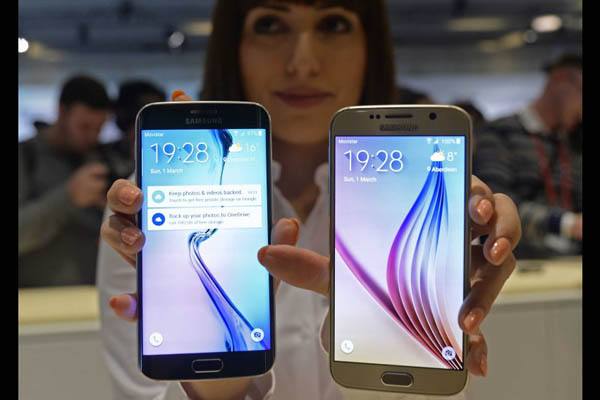 স্যামসাং গ্যালাক্সি এস৬ এর কাছে হার মানলো আইফোন ৬