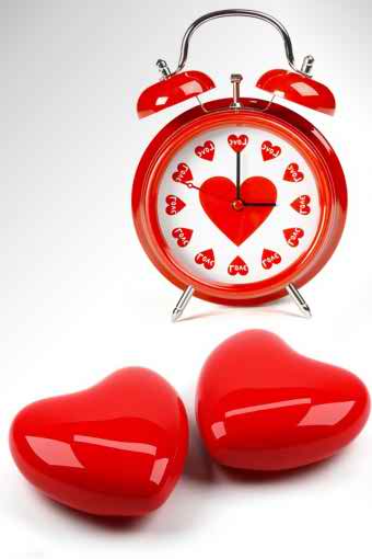 ভালোবাশার ঘড়ি (Love Clock) নিন আপনার Android মোবাইলের জন্য।