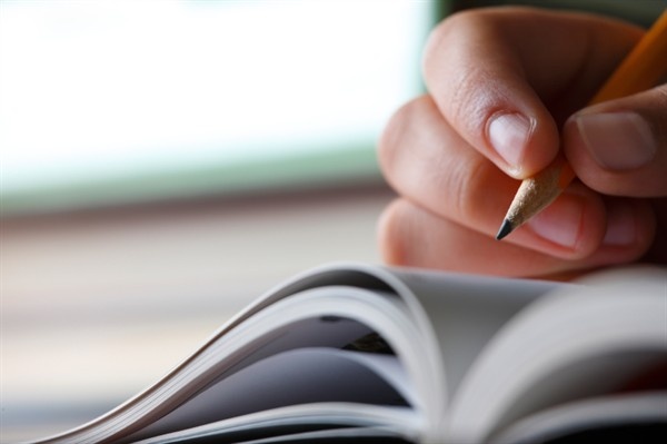 দেশের শিক্ষার্থীরা কি আদৌ মেধাবী হচ্ছে নাকি মেধাশূন্য, বাংলাদেশের শিক্ষা পদ্ধতি কি ঠিক? আপনার মূল্যবান মতামত এর জন্য অপেক্ষায় রইলাম