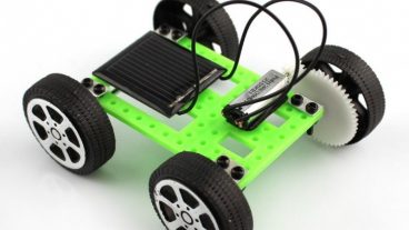 বাড়িতে বসেই একটি অ্যামেজিং অটো খেলনা রেসিং গাড়ী তৈরী করুন খুব সহজ উপায়ে