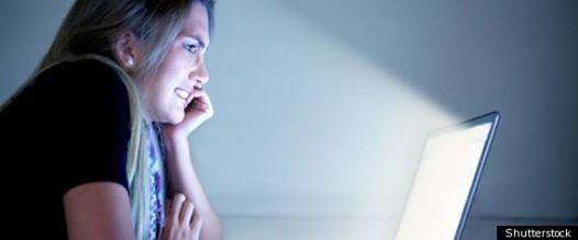 কম্পিউটার ব্যবহারকারীরা চোখ ভালো রাখবেন যেভাবে।