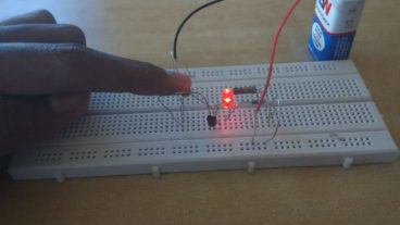 ইলেকট্রনিক্স সার্কিটে রেজিস্টর যে কারনে ব্যবহার করা হয়ে থাকে