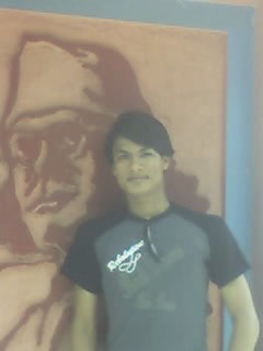 এবার ডেস্কটপে জীবন্ত মাছ চলাফেরা করবে {এ্যাকুরিয়াম নয়}