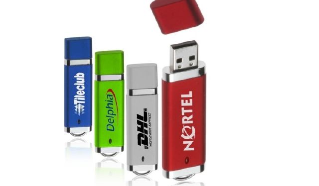 পেন ড্রাইভের সংজ্ঞা, ইতিহাস, প্রযুক্তি ভার্সন সহ এ টু জেড তথ্যাদি! সাথে আছে কোন পেনড্রাইভ গুলো ভাল মানের ও ক্রয় কৌশল টিপস!!