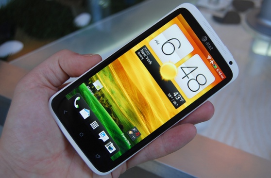 HTC One x ফুল রিভিউ। কেনার আগে একবার দেখেনিন।