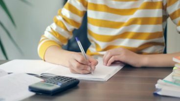 পড়ালেখায় মনোযোগ আনার জন্য ৭ টি গুরুত্বপূর্ণ টিপস।