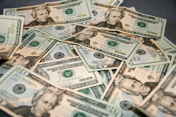 টাকা আসছে আপনিও ধরুন আপনিও পারবেন