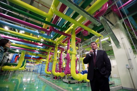 কখনও ভেবেছেন  GOOGLE এ যা সার্চ দেন তা কোথায় থাকে?? আসুন জানি কোথায় থাকে সেই ডাটা গুলা !!