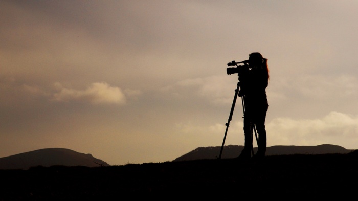 শর্ট ফিল্ম বা নাটকের জন্য গল্প খুঁজছেন? তাহলে আগে এটা পড়ুন।