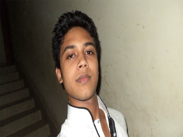 ফেচবুক এ auto like ও auto comments  নিয়ে নিন  unlimited।যারা জানেন না তাদের জন্য। { টিউন ২ }