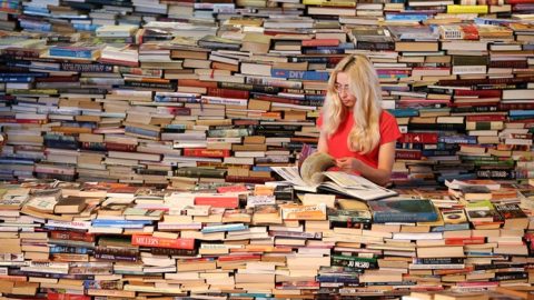 ফ্রিল্যান্সিং শিখবেন? গুরুর কাছেই শিখুন। পড়ুন ‘ফ্রিল্যান্সিং গুরুঃ অনলাইন আয়ের চাবিকাঠি’