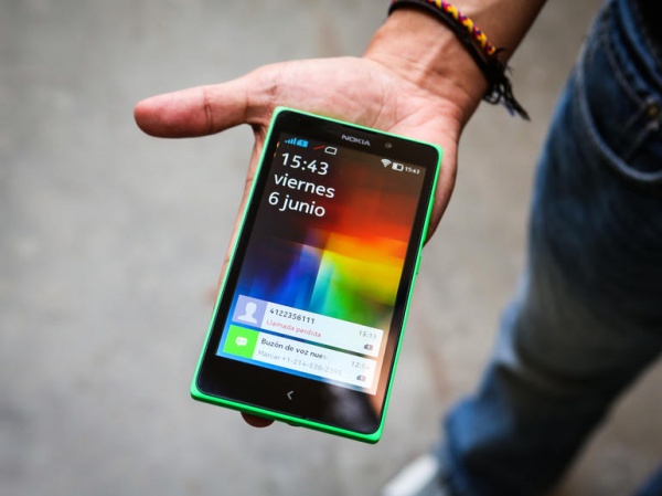 এন্ড্রয়েড ব্যাবহারকারী যারা নরমাল WhatsApp ব্যাবহার করতে পারেন না তাদের জন্য এই টিউন, (বিশেষ করে Nokia X প্লাটফর্মের ব্যাবহারকারীদের জন্য)