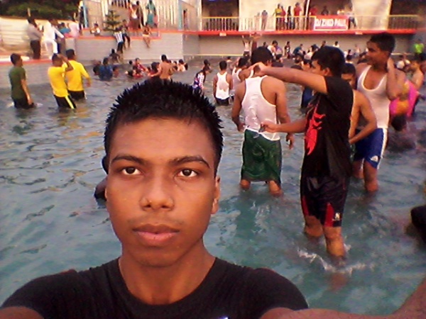 পাওয়ার বাটনে কোনরূপ স্পর্শ ছাড়াই আপনার এন্ড্রয়েড ফোন হাতে নিলেই স্বয়ংক্রিয়ভাবে ডিসপ্লে অন হবে !