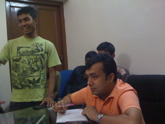 26332_109589029057392_100000188854496_237296_6721135_n