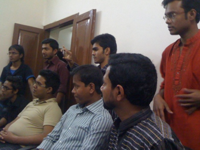 26332_109589045724057_100000188854496_237301_3999938_n