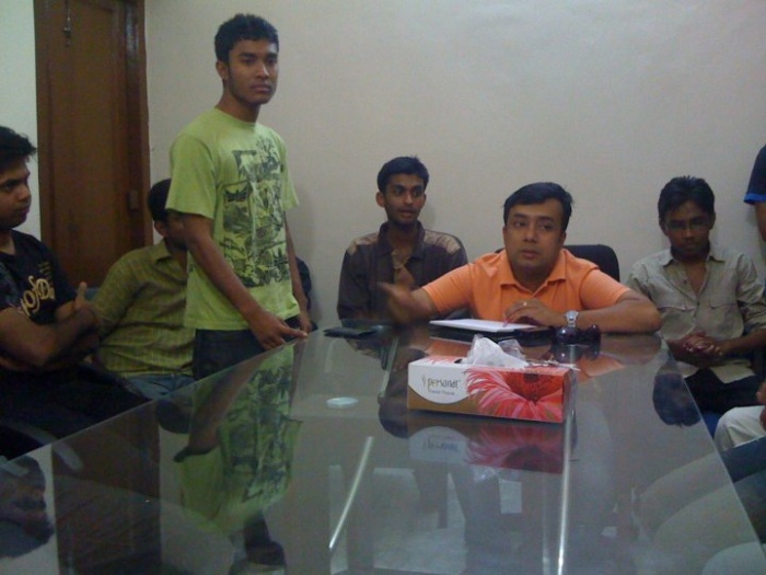 26332_109589052390723_100000188854496_237303_1937440_n