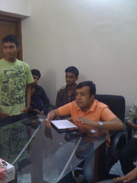 26332_109589062390722_100000188854496_237306_5006593_n