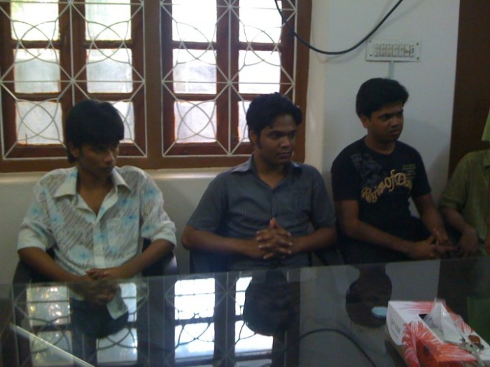 26332_109589072390721_100000188854496_237308_3791037_n