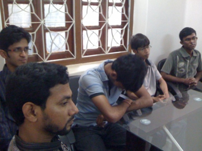 26332_109589079057387_100000188854496_237309_6002448_n