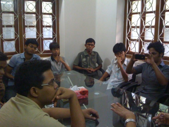 26332_109589085724053_100000188854496_237311_8125298_n