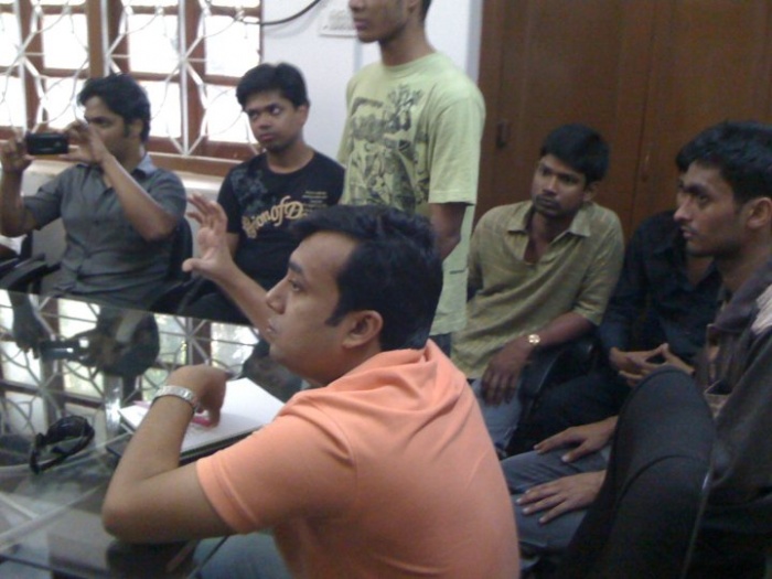 26332_109589099057385_100000188854496_237315_6654546_n