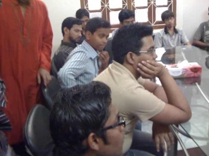 26332_109589105724051_100000188854496_237317_304309_n