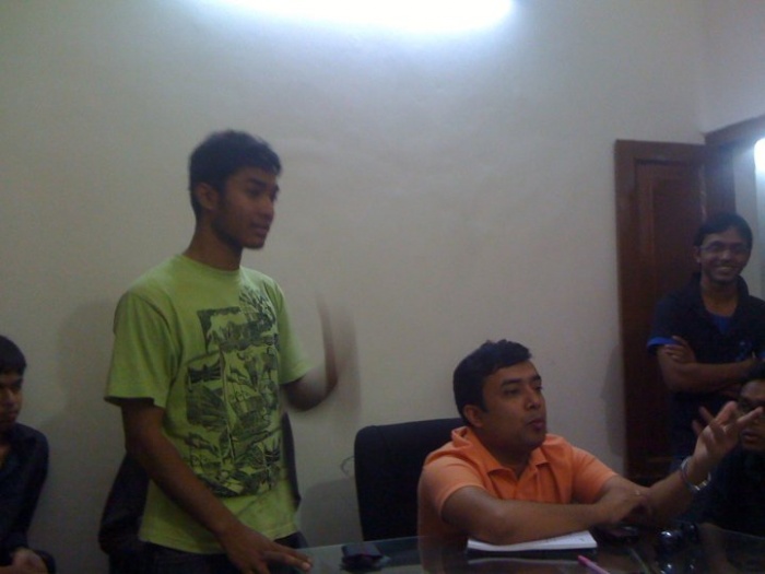 26332_109589125724049_100000188854496_237323_4749176_n