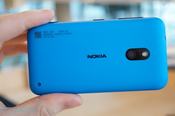 উইনডোজ ফোন নকিয়া লুমিয়া ৬২০ রিভিউ ।