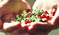 এন্টিবায়োটিক ওষুধের যথেচ্ছ ব্যবহারের ভয়াবহতা