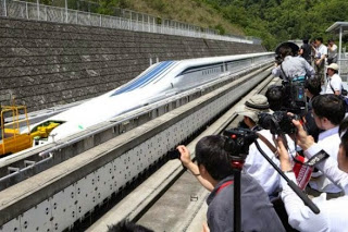 আসুন জাপানের 590 Km/h কিলোমিটার স্পীডের ট্রেনে একটু ভ্রমন করি….