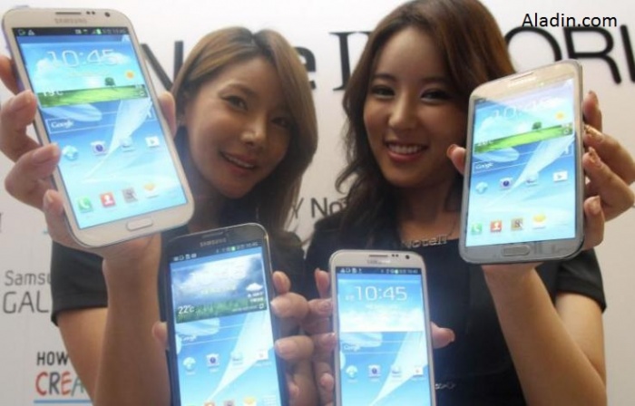 প্রযুক্তির বাজার দখল করে নিলো ফ্যাবলেট !!! মোবাইল আর ট্যাবলেট পিছিয়ে পড়েছে।