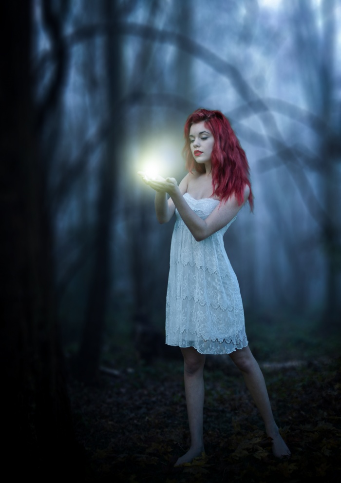 ফটোশপ টিউটোরিয়ালঃ খুব সহজে ছবিতে দিন ফেন্টাসি ফটো ইফেক্ট