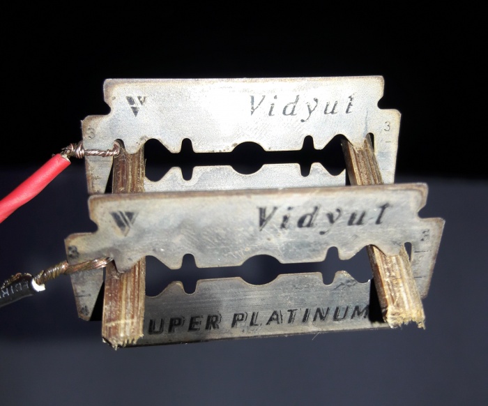 Life Hacks [পর্ব-০২] :: কিভাবে ব্লেড দিয়ে বানাবেন একটি পাওয়ারফুল ওয়াটার হিটার