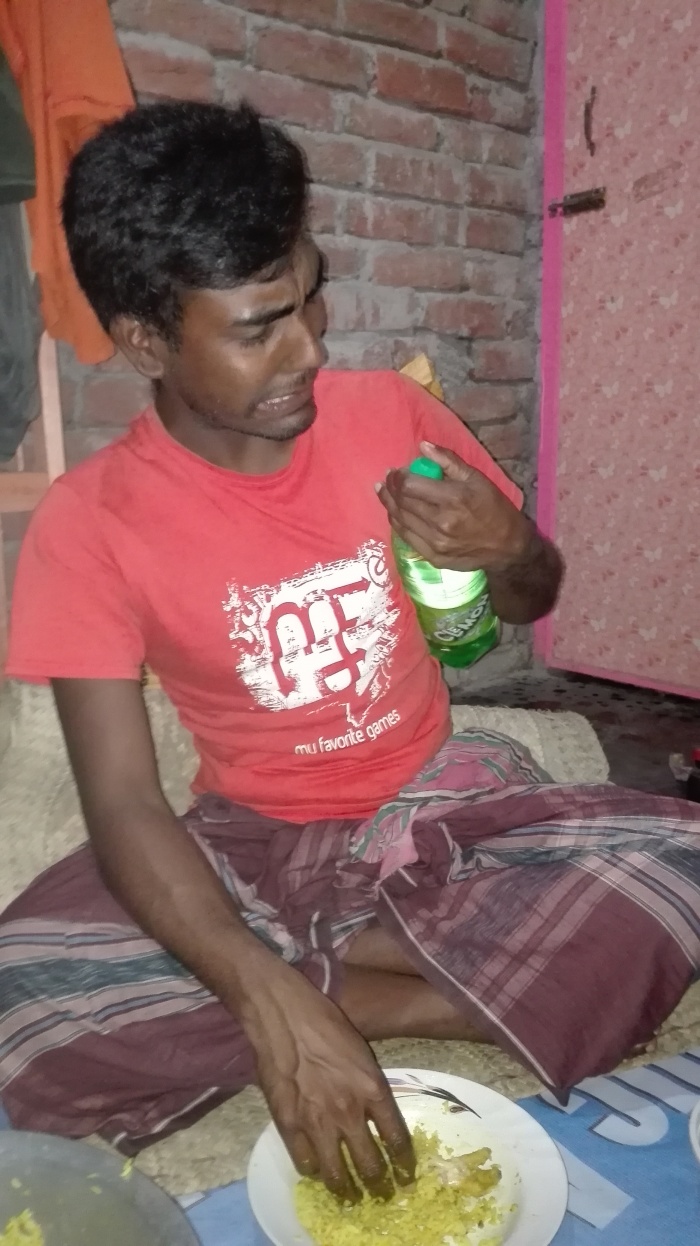 Upwork সাহায্য চাই আপনারা যারা upwork কাজ করেন তাদের সাহায্য চাই