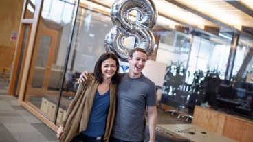 ফেসবুকে চাকরি করতে চান? জানেন কি ফেসবুকে চাকরি করলে আপনার স্যালরি কত হতে পারে?