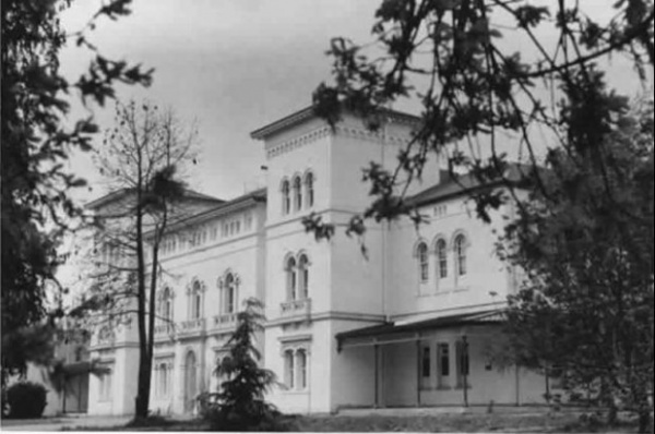 বিশ্বের 5টি Haunted প্লেস… চলুন, ঘুরে আসি।