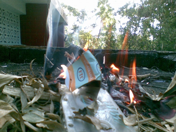 ফেইসবুক ফটো জুম  ফটো দেখতে কস্ট নয়।