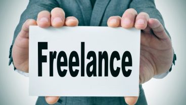 খুব সহযেই ঘরে বসে স্বল্প পুঁজি খাটিয়ে উপার্জন