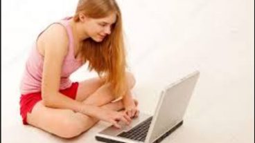 আপনি কি ইংরেজিতে কাঁচা? না কোন সমস্যা নেই এবার বাংলায় লিখে আয় করুন।