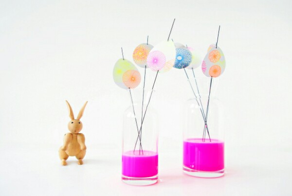 আপনার ঘরের সৌন্দর্য বাড়াতে বানিয়ে নিন এই রঙিন ডিমগুলো।