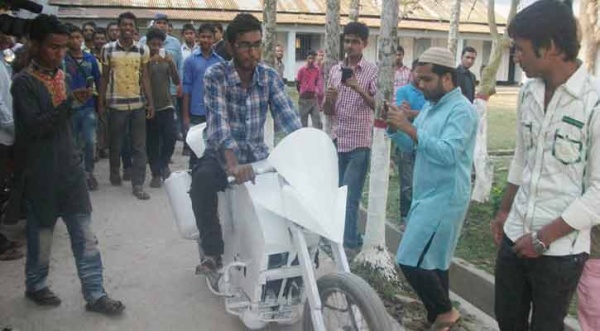 বাতাসচালিত মোটরসাইকেল উদ্ভাবক নুরুজ্জামান নিহত