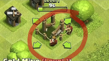 Clash of Clans গেমে ২টা বিল্ডার দিয়ে ১টি বিল্ডিং আপগ্রেড।